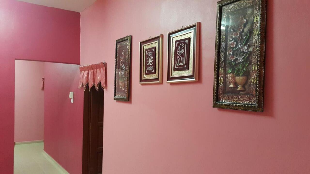 Yasmeen Homestay Kemaman Chukai Ngoại thất bức ảnh